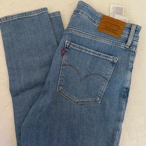 Levi’s High Rise Skinny Jeans